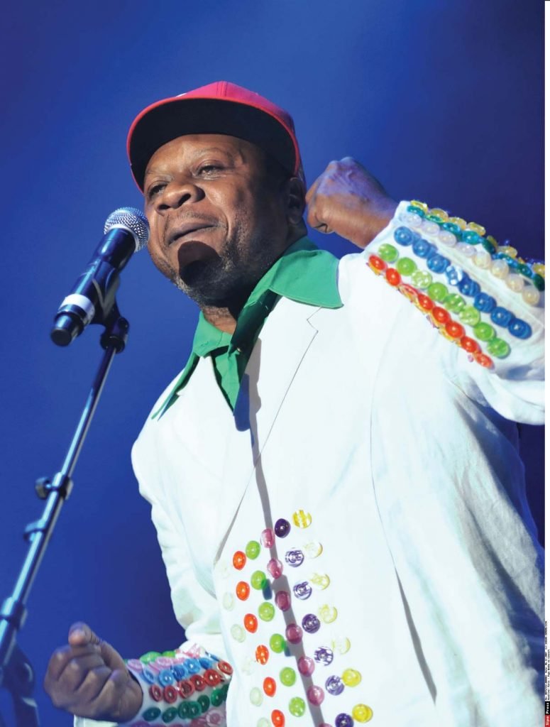 Papa Wemba Raja Musik Dari Society of Ambianceurs And Elegant People 2